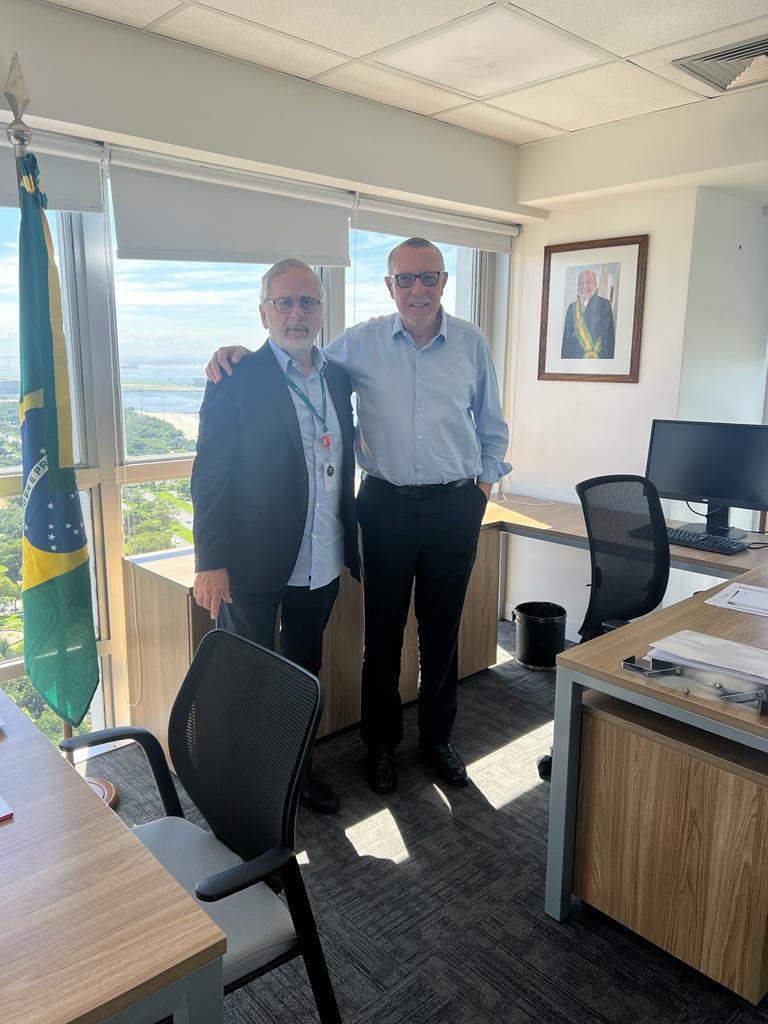 Coordenador geral do LEPETRO e Presidente da FAPEX, Antônio Queiroz visita o Rio de Janeiro.